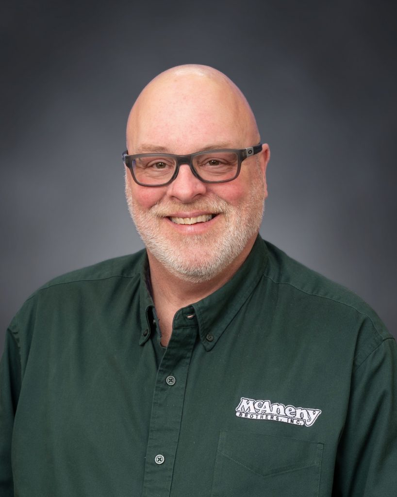 Tom Pardee Picture - Salesperson