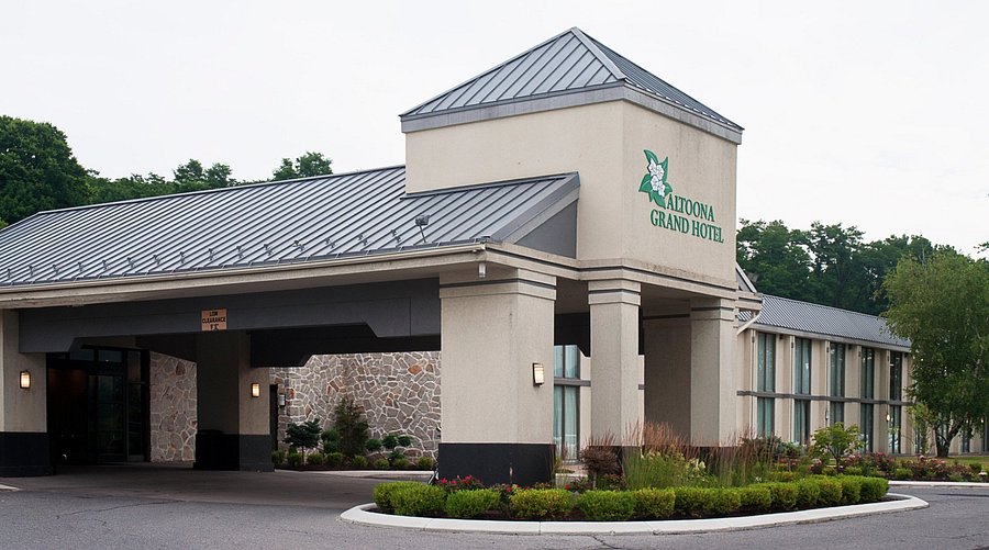 Photo of the outside of altoona grand hotel located in Altoona, pa